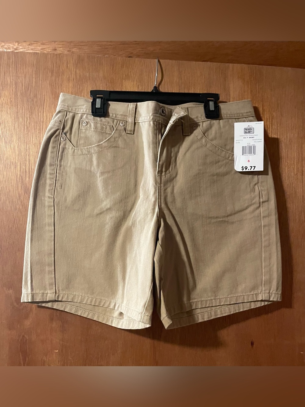Women’s Vintage Faded Glory Khaki Shorts Size 6 New With Tags